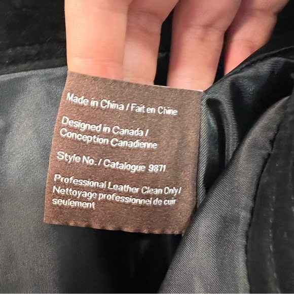 Danier genuine leather cargo pants size 6 - Picture 8 of 10